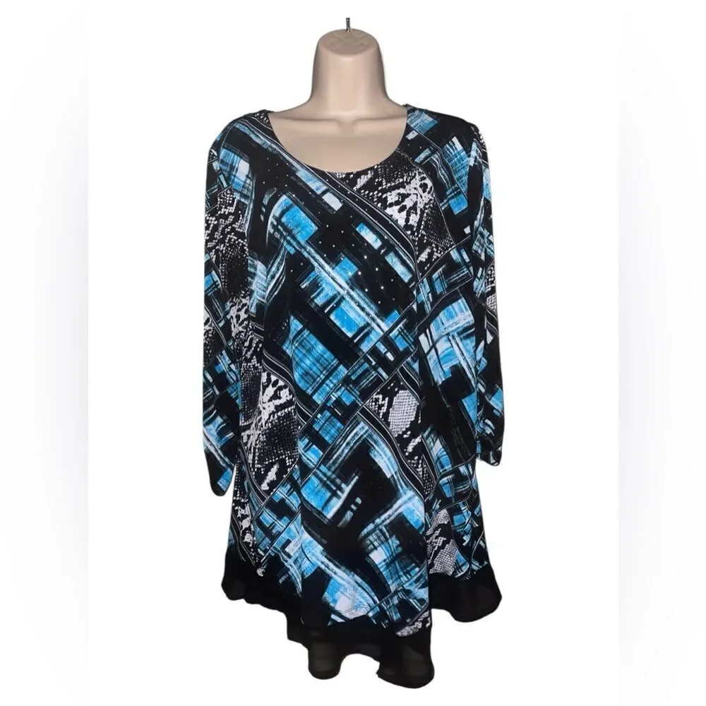 style co XL Blue Black  tunic tops, 3/4 Ruched Sleeve Gold studs Like New